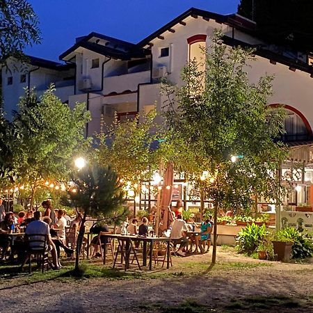 La Villa Cervia Eksteriør bilde